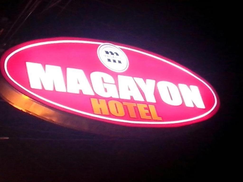 Magayon Hotel Legazpi Extérieur photo