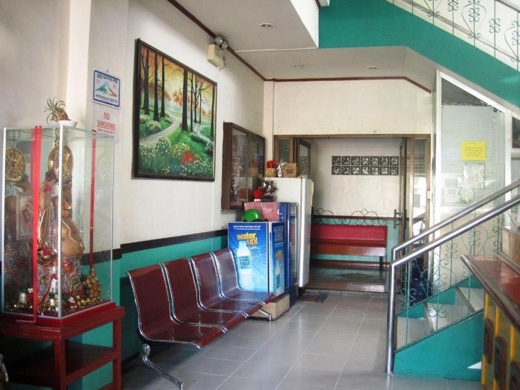Magayon Hotel Legazpi Extérieur photo