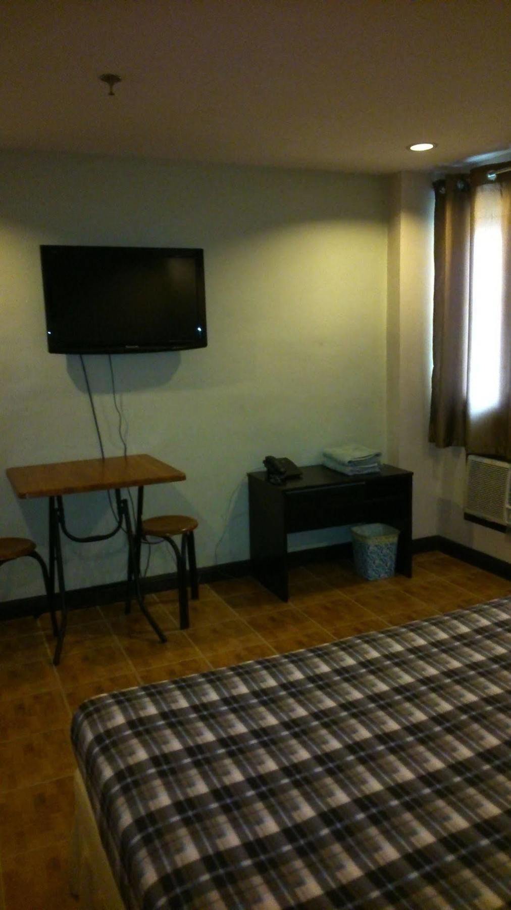 Magayon Hotel Legazpi Extérieur photo